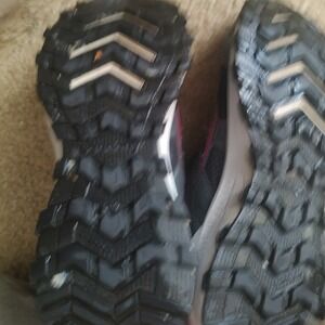 Saucony Excursion TR11 Womens Trail Running Shoes Grey Pink Black Sneakers